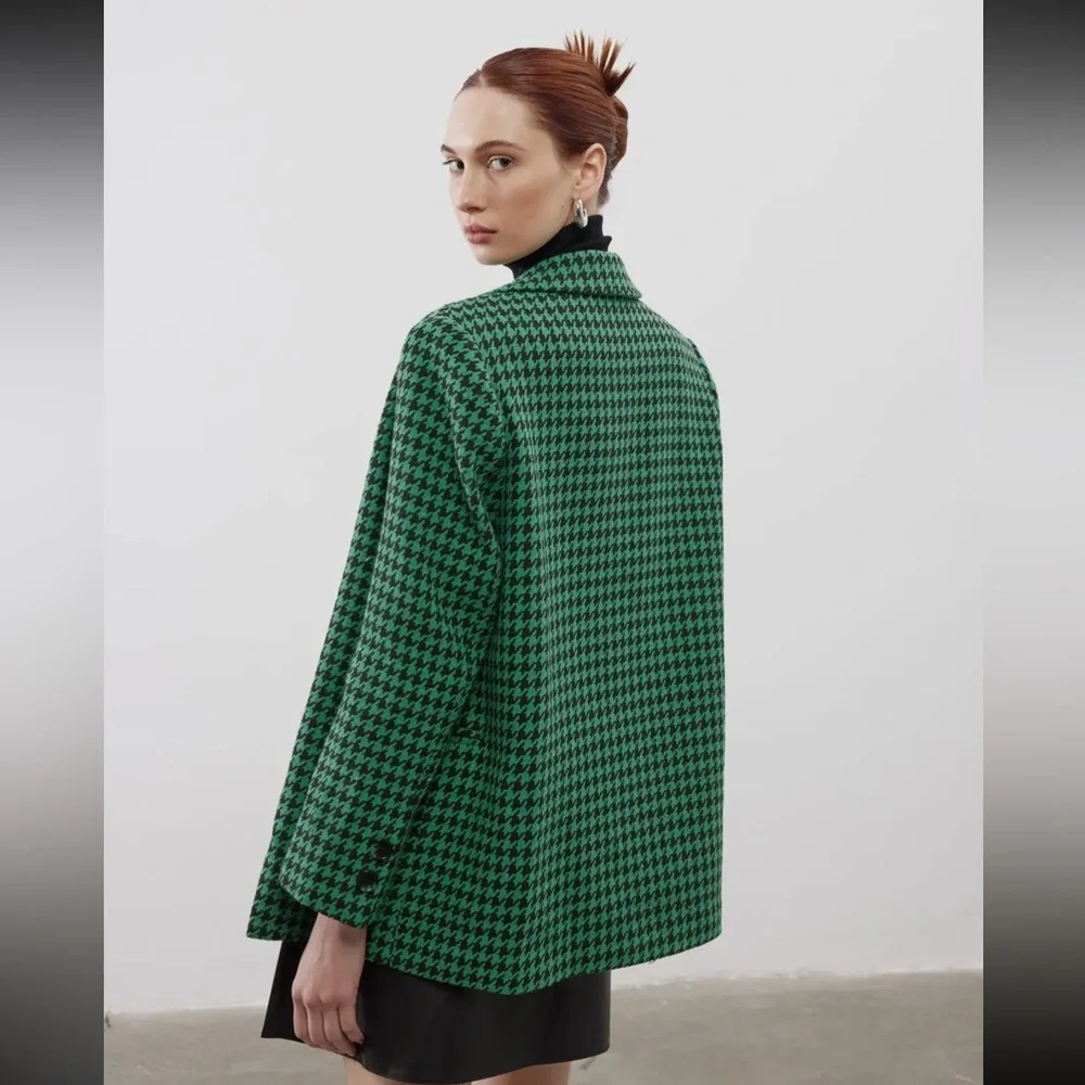 16 Houndstooth Pattern Green Oversized
Blazer Jacket - Picture 3 of 3